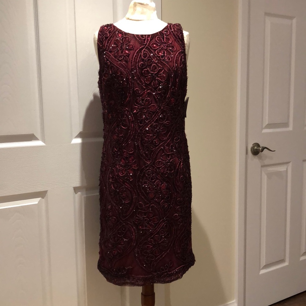 Cleo | NWT Sequin Floral Sleeveless Burgundy Dress